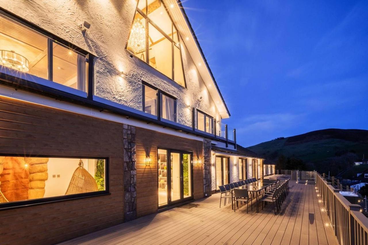 Clwyd Gate Manor Pool Sauna Hottub Cave Wales Ruthin Exterior foto